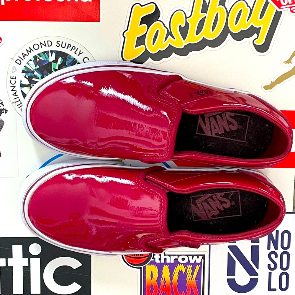 Vans Red Patent Leather slip on's size Woman’s 5.5/3.5 Youth Excellent Condition